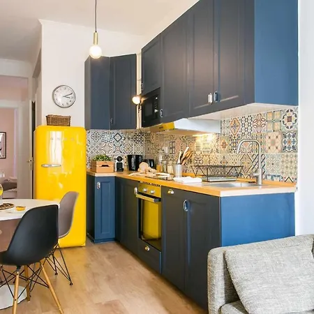 Daire Terraco- C Congressos St Amaro Lisboa