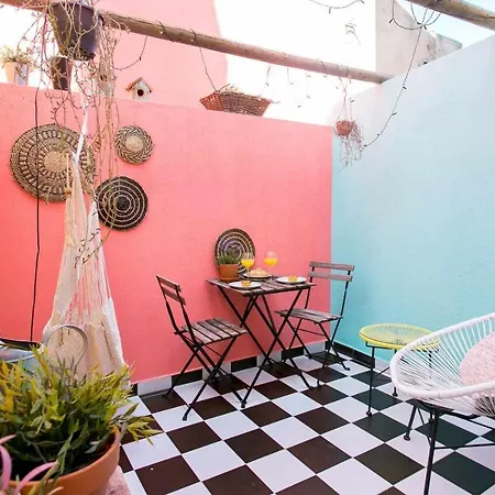 Charming With Terrace St Amaro Lisbon